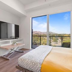 Central Kelowna TOP FLOOR rooftop patio