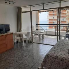 Alicante B, Tram Isleta-Albufereta, terraza con vistas al mar