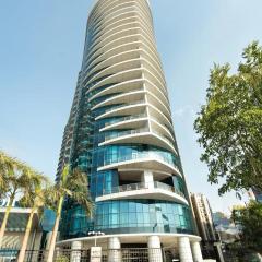 hilton tower كورنيش النيل