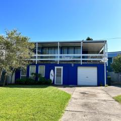 Shelleys - Pet Friendly - Short Walk to Beach