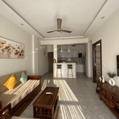 Chic 1BHK Apartment - Pool, Gym, Amenities Near Candolim Beach