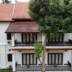 Nam Ou Riverside Resort