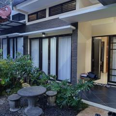 Villa Bungas Kusuma Pinus M92