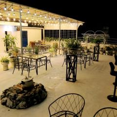 Retro Homestay Hạ Long