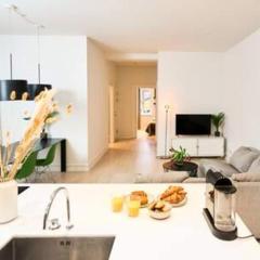 Amalienborg Retreat Stylish 2BR Apartment