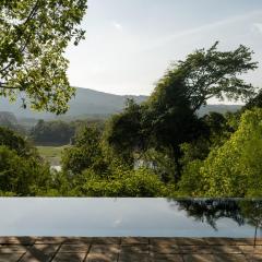 Peacock Hill Sigiriya