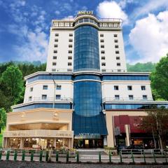 Ascot Hotel Calicut