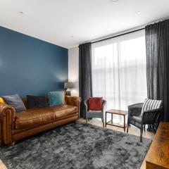 Stylish 2 Bed Apartment Jewellery Quarter