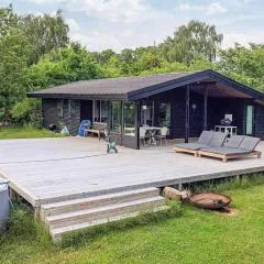 10 person Summerhouse with pool
