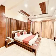 South INN near AIIMS Hospital Green Park South Delhi