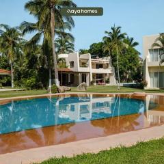 Amazing House -Private Pool - Tennis - Paddle Cour