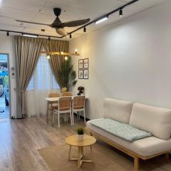 Aura Homestay Selayang