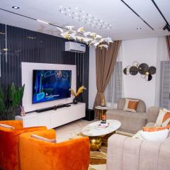 WHITNEY LUXURY APARTMENTs