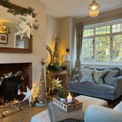 5 - Perfect location to explore - Great for Groups!