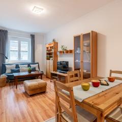 Center Stay 1 Stop to Airport