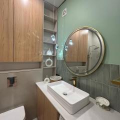 Comfortable apartment in central street