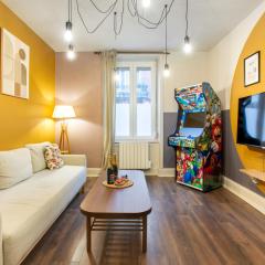Zenora Loft Hot Tub & Arcade in Downtown