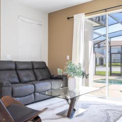 Four Bedroom Home With Pool