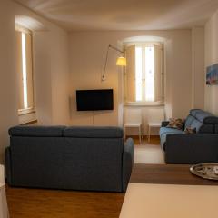 Designer Loft in the Center - Wi-Fi