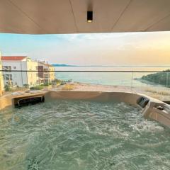 Apartment Amber with Jacuzzi & Sea View