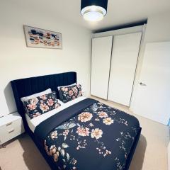 Cozy Bedroom in a Townhouse Next to Jewellery Quarters and City Centre