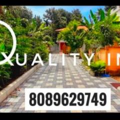 Q inn