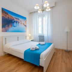 Benny Gold - Elegant apartment right next to the METRO