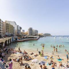 Sliema 2-bedroom apartment, 2 min by the sea