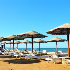 Queen T Fanadir Luxury Resort All Inclusive