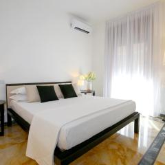 Starhost - GOLDEN SUITE