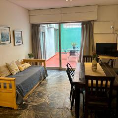 Cálido y amplio departamento