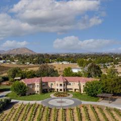 Wilson Creek Manor By AvantStay Sleeps 10 Amazing Estate w Pool Game Room