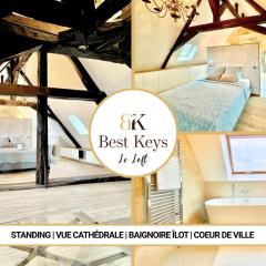 Le Loft - By BEST KEYS - Prestige - Vue Cathédrale - Poutres Apparentes - Baignoire Îlot - Centre Ville - Smart TV - Machine à Café Nespresso - WiFi Illimité - Check-in Autonome