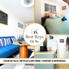 Côté Mer - Appartement Chaleureux & Cosy - Déco Bord de Mer - Centre-Ville Rue Commerçante - Smart TV Netflix & WiFi Fibre - Cuisine Équipée & Nespresso - Check-in Autonome - Parking Facile à Proximité - Confort & Sérénité
