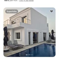 Villa Tozali avec piscine chauffée