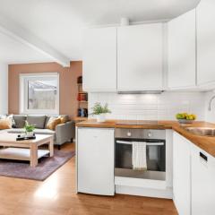 Central and modern studio - close to everything