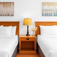 Mini Getaway with Mountain Views Near Banff