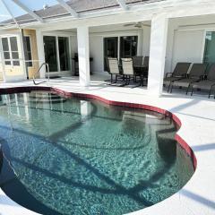 Sunny Pool Villa – Bikes, Beaches & Golf