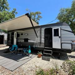 Comfortable 1BR RV for mid-to-long term stays