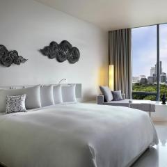 SO/ Bangkok