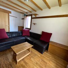 Reinne Blanche Residence by Alpstays