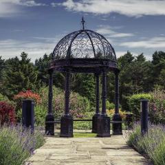 Mercure Leeds Parkway Hotel