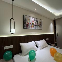 Modern Ghar Studio - Expo Mart - hourly booking available