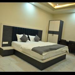 Hotel Dinanath - होटल दीनानाथ Khatoo