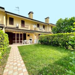Spacious house with garden and pool