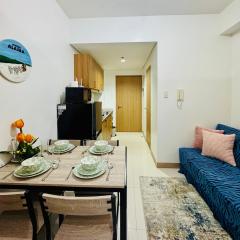 Stylish 1BR at Lush Residences Makati with City View