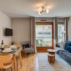 Apartment Fermes du Montenvers B11 - Alpes Travel - Central Chamonix - sleeps 4