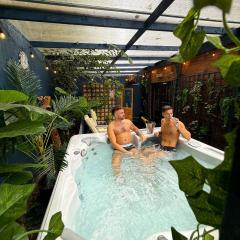 The Old Hunting Lodge at The Talbot Inn