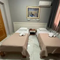 Piraeus Acropole Hotel