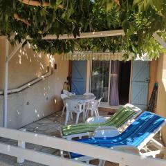 Maison de vacances climatisé que sejour, résidence securisee MAS DE LA PLAGE, terrasse Sud, 5 couchages -250M DE LA PLAGE -PORTIRAGNES PLAGE LRMP27